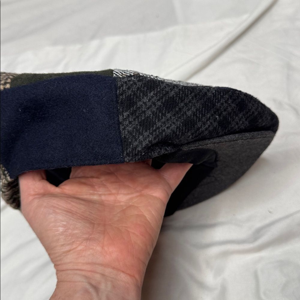 Guinness Multicolor Patchwork Tweed Flat Cap. Size M (59 cm). - Picture 6 of 9